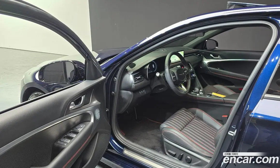 Genesis G70 2025 2.5 автомат (гидро), фото 13