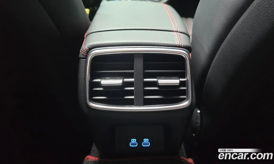Genesis G70 2025 2.5 автомат (гидро), фото 31