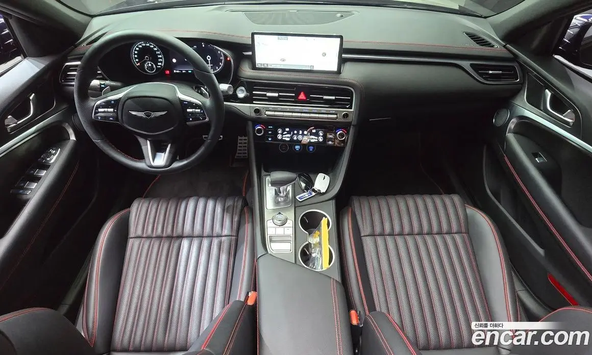 Genesis G70 2025 2.5 автомат (гидро), фото 10