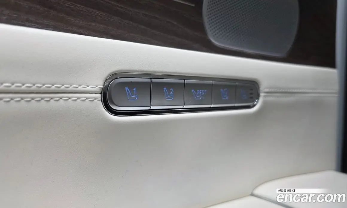 Genesis G90 2024 3.5 автомат (гидро), фото 32