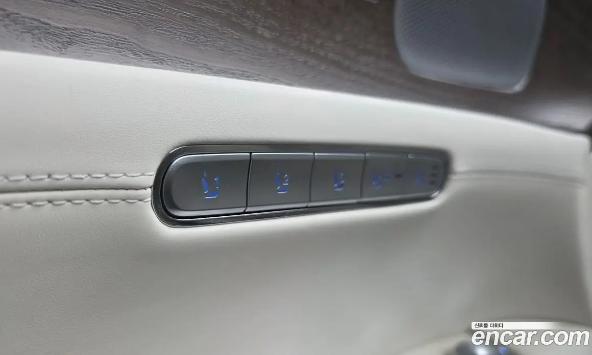 Genesis G90 2024 3.5 автомат (гидро), фото 40