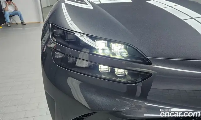 Genesis GV60 2022 0.1 автомат (гидро), миниатюра 8