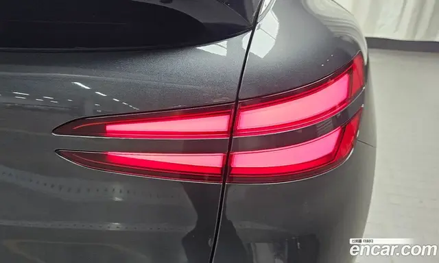 Genesis GV60 2022 0.1 автомат (гидро), миниатюра 9