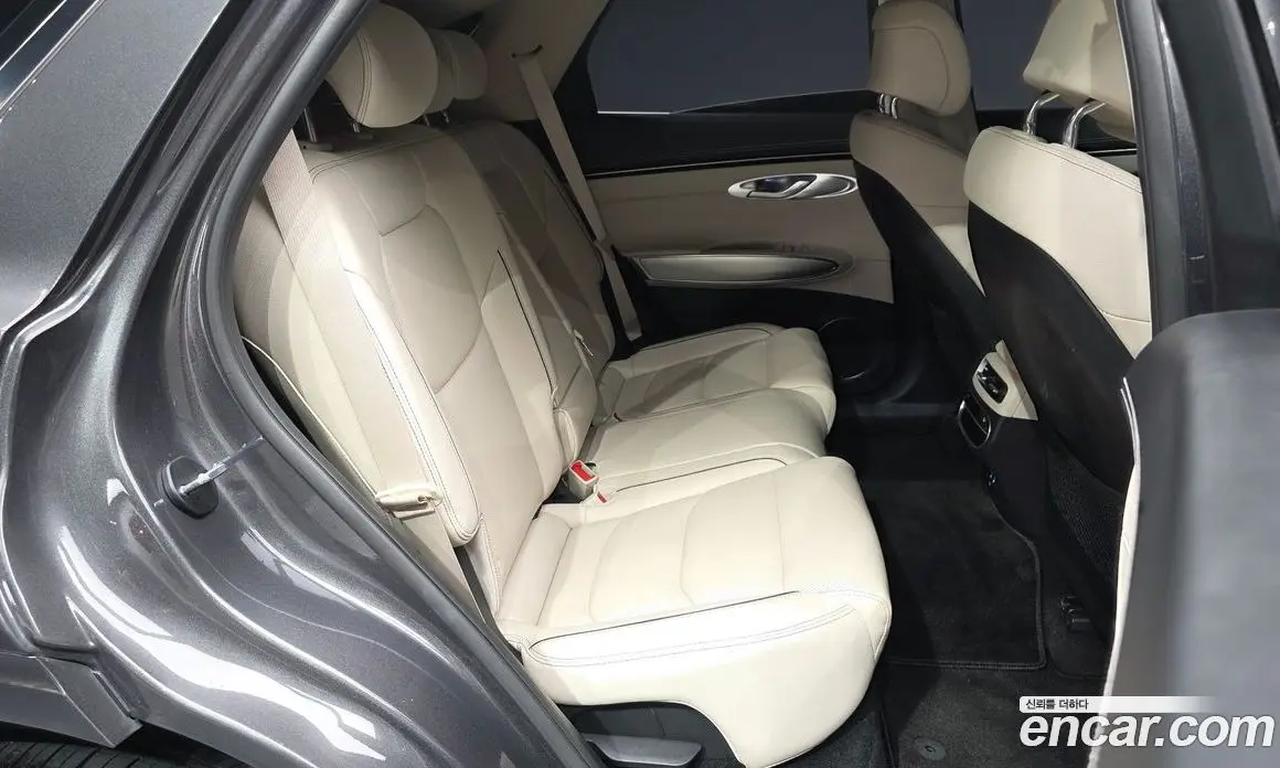 Genesis GV70 2022 2.5 автомат (гидро), фото 18