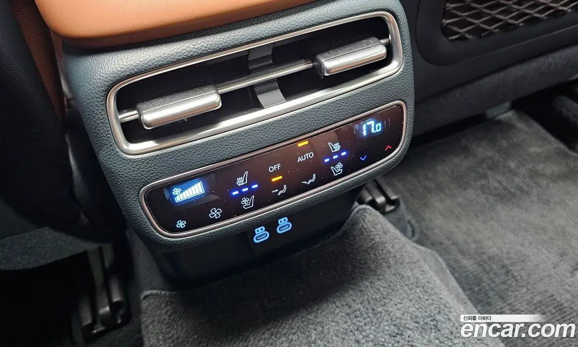 Genesis GV70 2024 3.5 автомат (гидро), фото 28