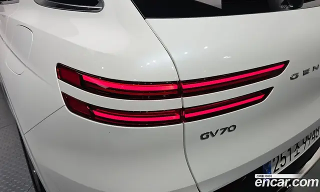 Genesis GV70 2024 3.5 автомат (гидро), миниатюра 9