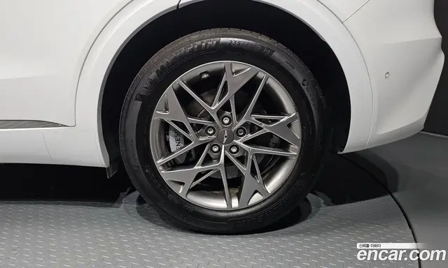 Genesis GV70 2024 2.5 автомат (гидро), миниатюра 7