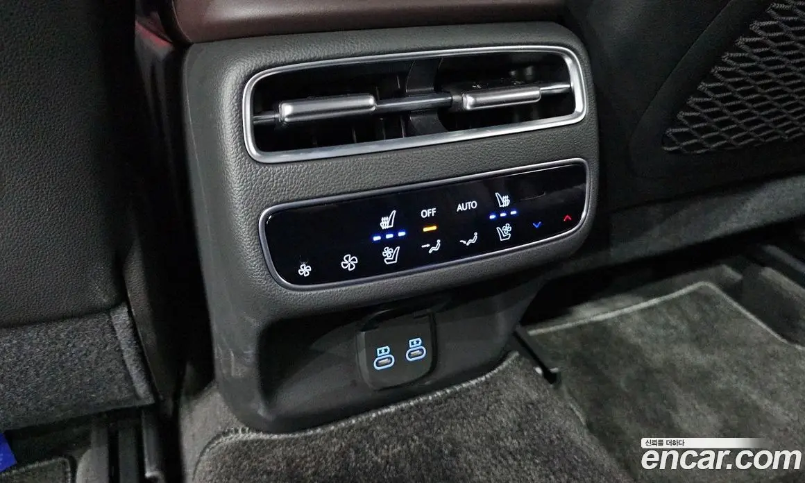 Genesis GV70 2024 2.5 автомат (гидро), фото 30