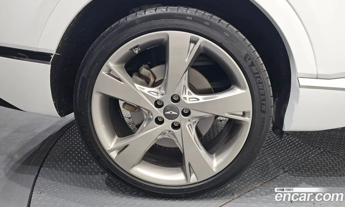 Genesis GV80 2022 3.5 автомат (гидро), фото 5