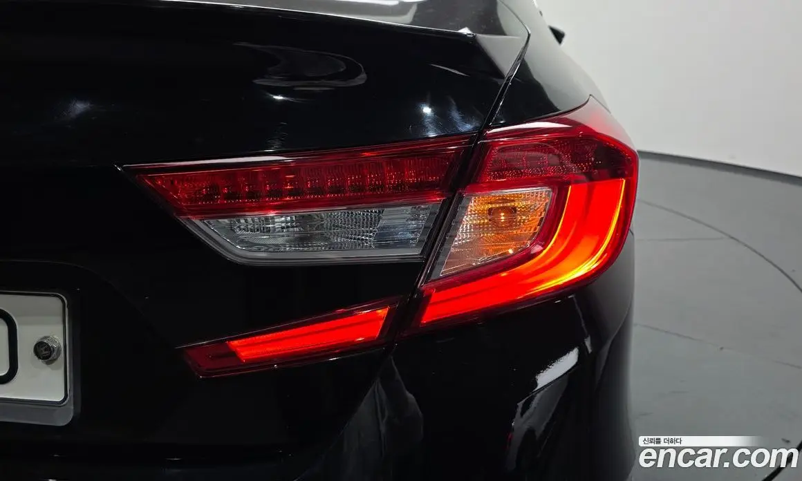 Honda Accord 2018 1.5 автомат (гидро), фото 9
