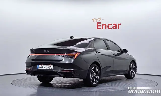 Hyundai Avante 2022 1.6 автомат (гидро), миниатюра 2