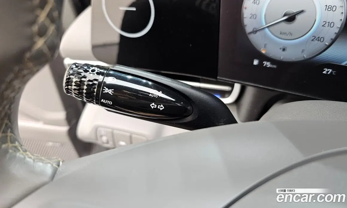 Hyundai Avante 2022 1.6 автомат (гидро), фото 26