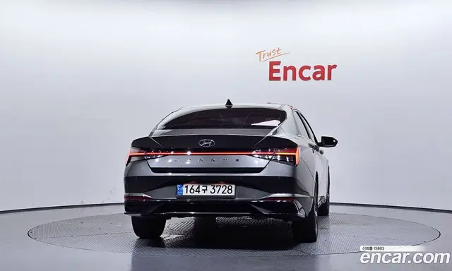 Hyundai Avante 2022 1.6 автомат (гидро), миниатюра 4