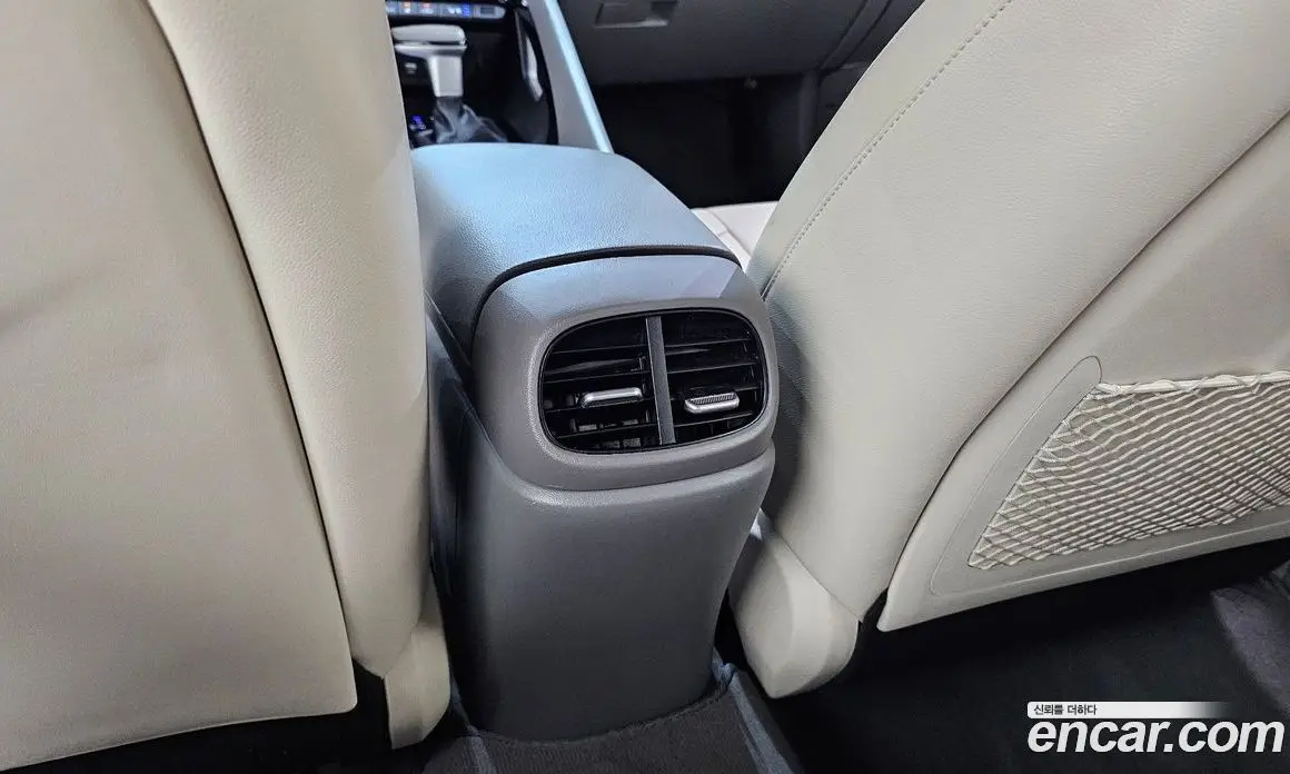 Hyundai Avante 2022 1.6 автомат (гидро), фото 31