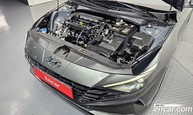 Hyundai Avante 2022 1.6 автомат (гидро), миниатюра 6
