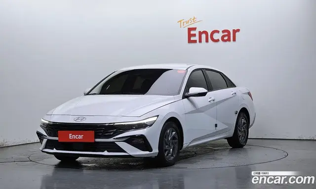 Hyundai Avante 2024 1.6 автомат (гидро), миниатюра 1