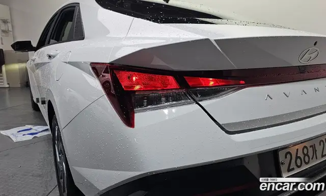 Hyundai Avante 2024 1.6 автомат (гидро), миниатюра 9