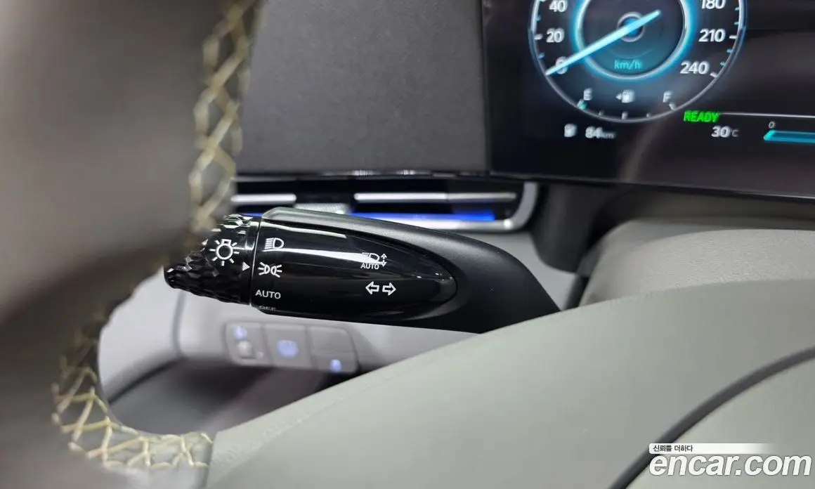Hyundai Avante 2024 1.6 автомат (гидро), фото 36