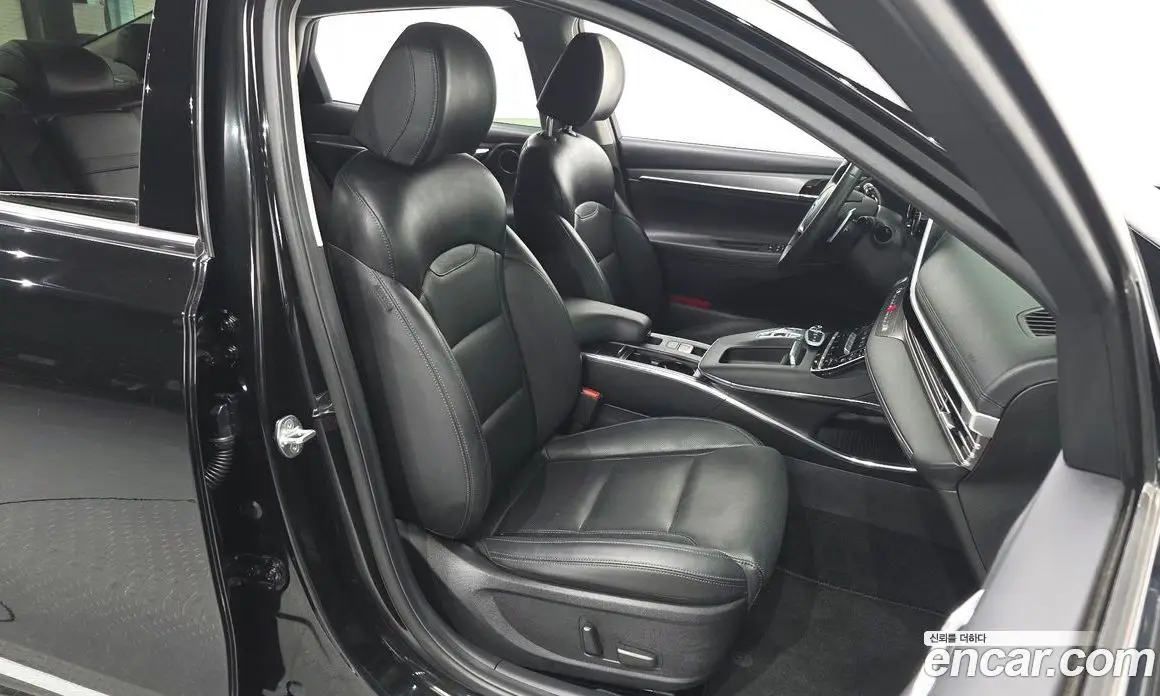 Hyundai Grandeur 2021 2.5 автомат (гидро), фото 16