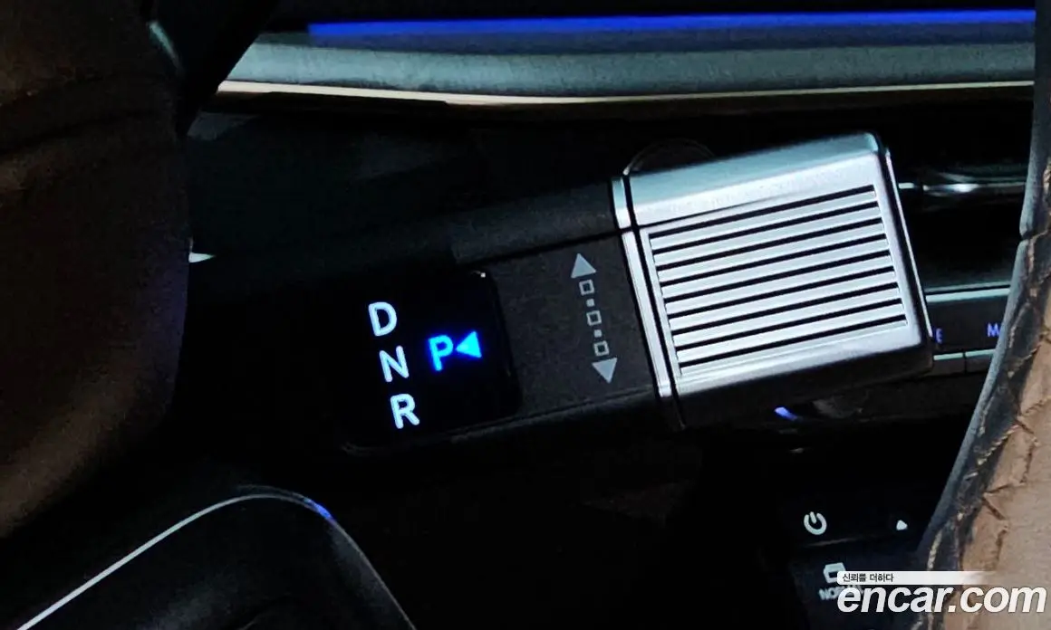 Hyundai Grandeur 2023 2.5 автомат (гидро), фото 12