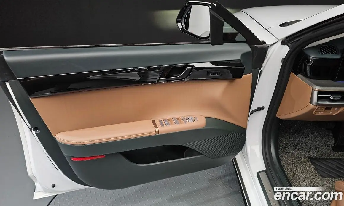 Hyundai Grandeur 2023 2.5 автомат (гидро), фото 14