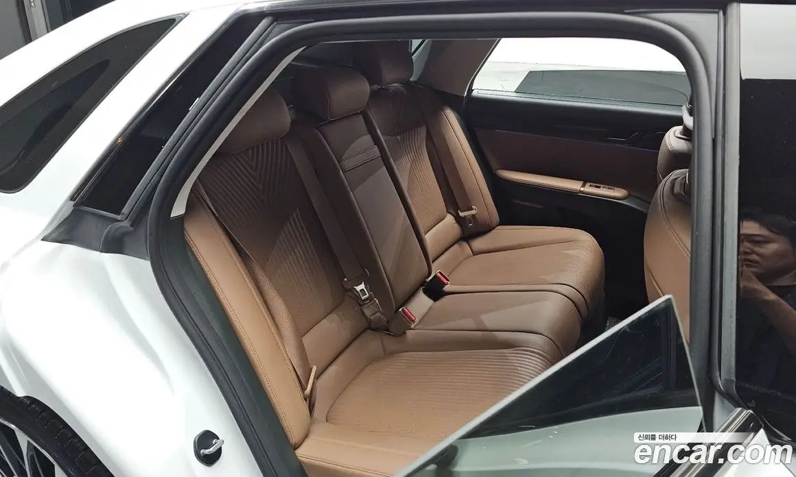 Hyundai Grandeur 2023 2.5 автомат (гидро), фото 16