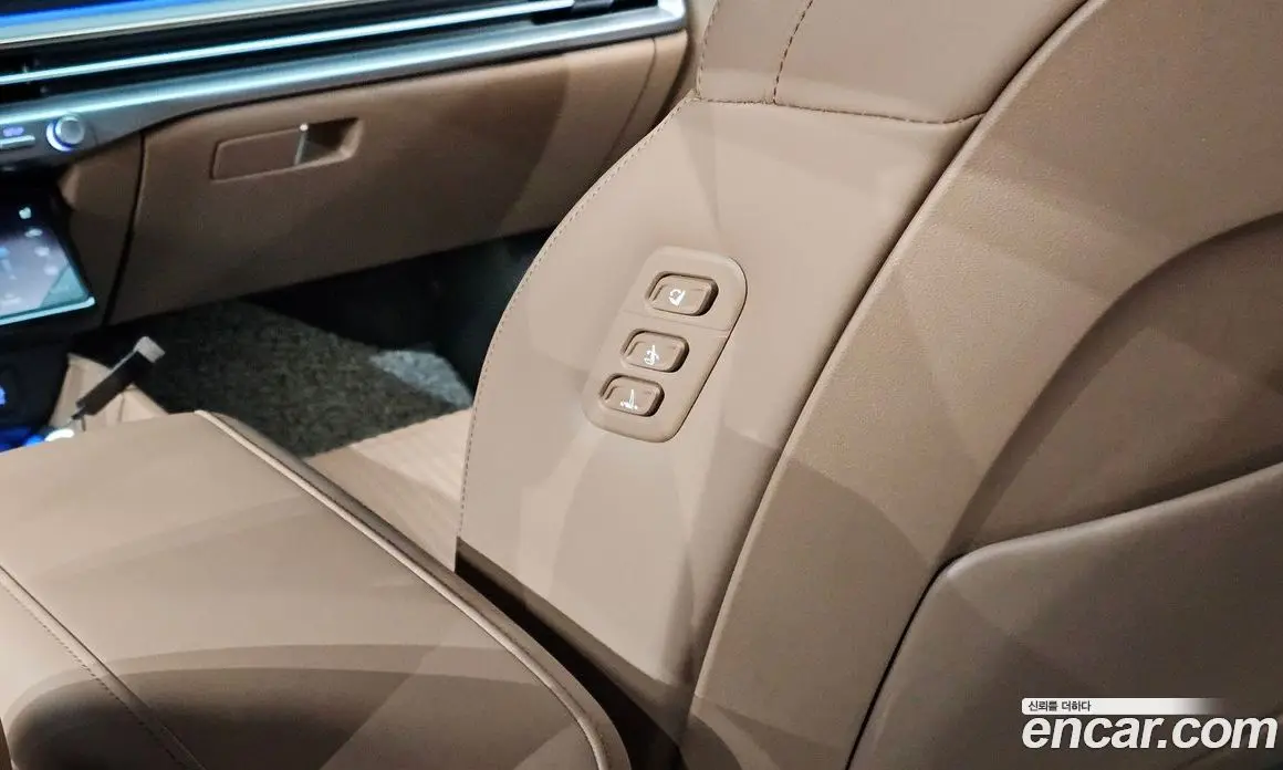 Hyundai Grandeur 2023 2.5 автомат (гидро), фото 25