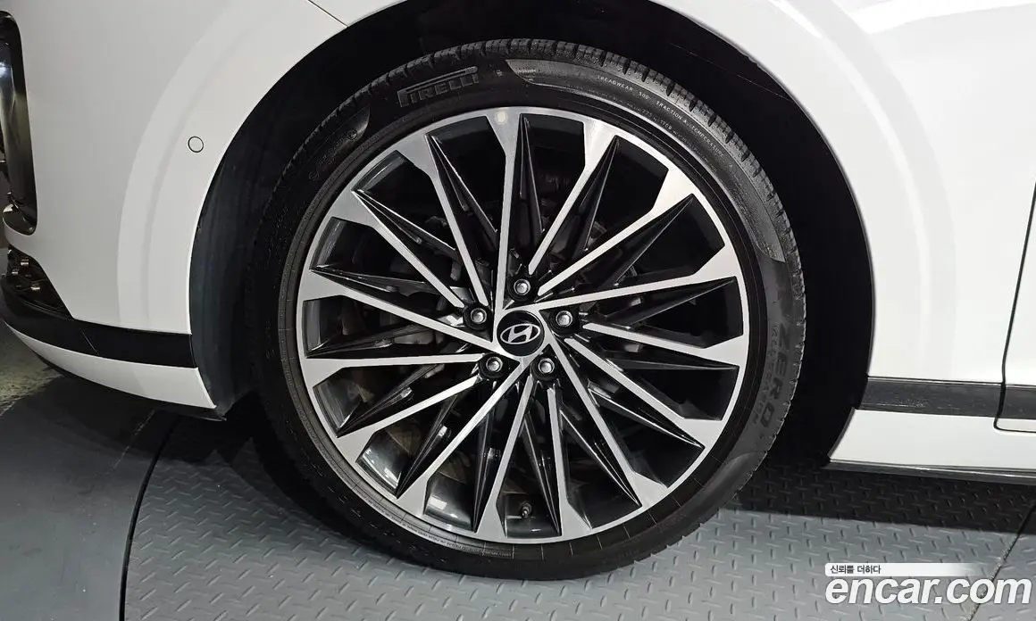 Hyundai Grandeur 2023 2.5 автомат (гидро), фото 5