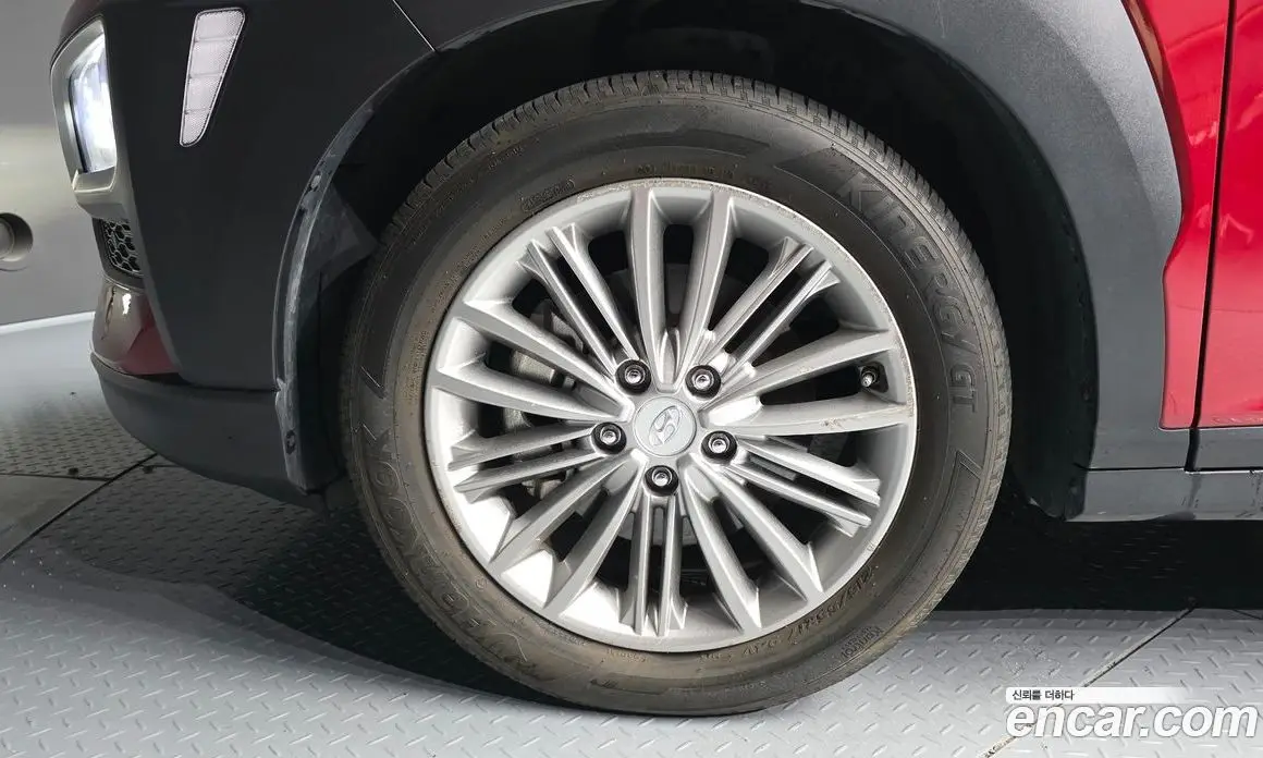 Hyundai Kona 2018 1.6 автомат (гидро), фото 5 Hyundai Kona 2018 1.6 автомат (гидро), фото 5