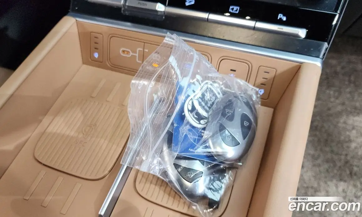 Hyundai Santa Fe 2024 1.6 автомат (гидро), фото 21