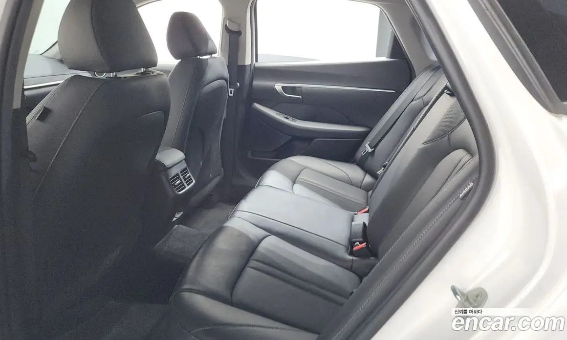 Hyundai Sonata 2021 2.0 автомат (гидро), фото 17