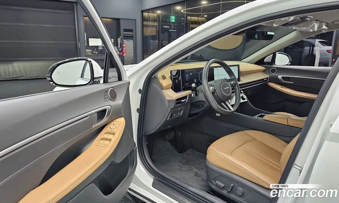 Hyundai Sonata 2024 2.0 автомат (гидро), фото 10