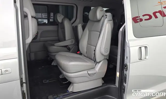 Hyundai Starex 2020 2.5 автомат (гидро), миниатюра 11