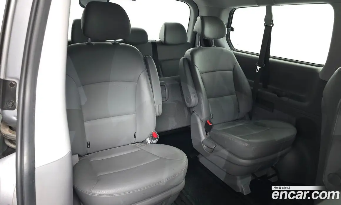 Hyundai Starex 2020 2.5 автомат (гидро), фото 12