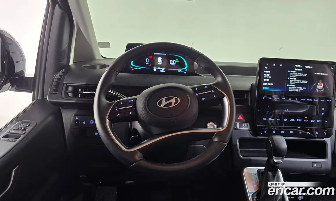 Hyundai Staria 2024 1.6 автомат (гидро), фото 20
