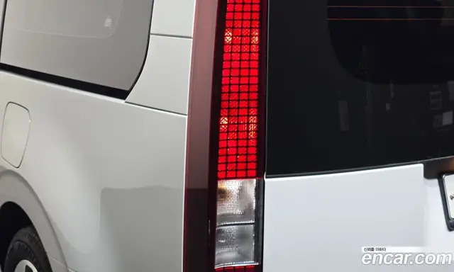 Hyundai Staria 2024 1.6 автомат (гидро), миниатюра 9