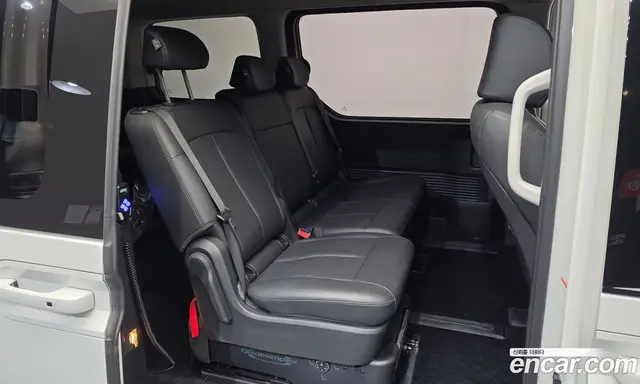 Hyundai Staria 2024 2.2 автомат (гидро), миниатюра 12