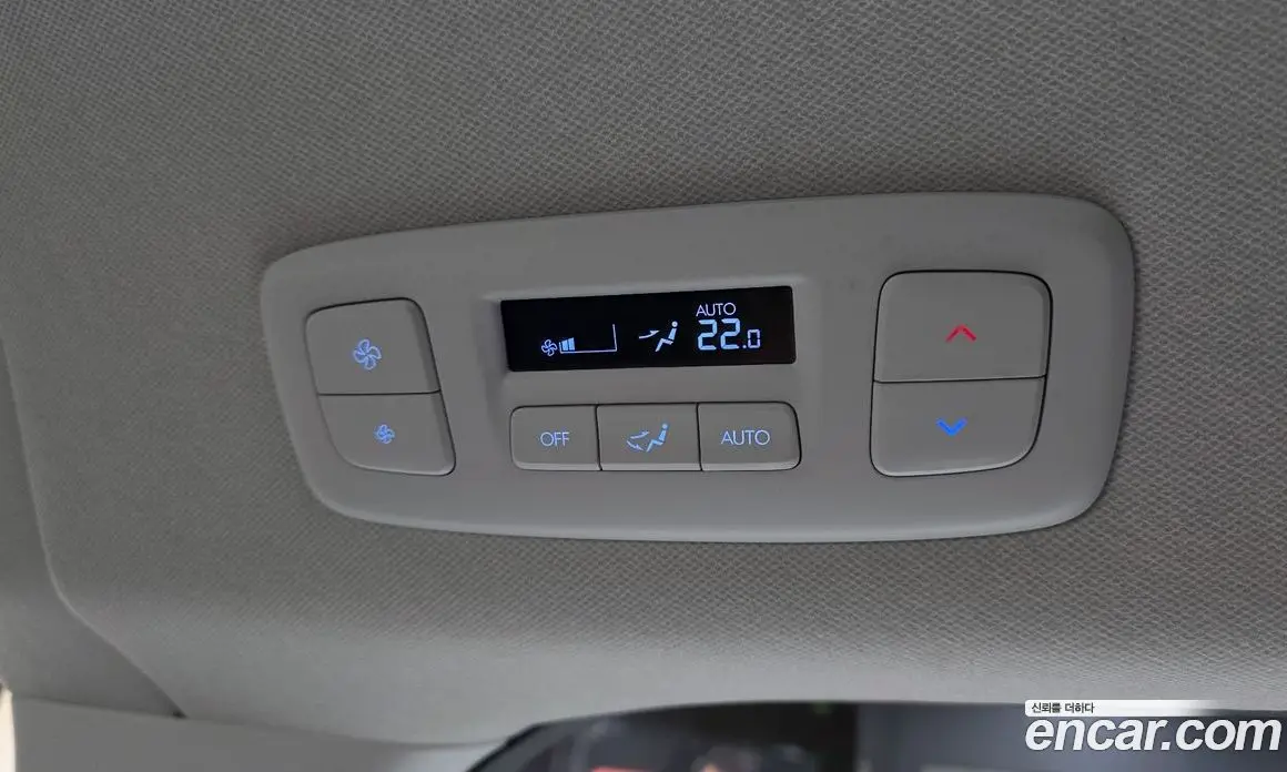 Hyundai Staria 2024 2.2 автомат (гидро), фото 19