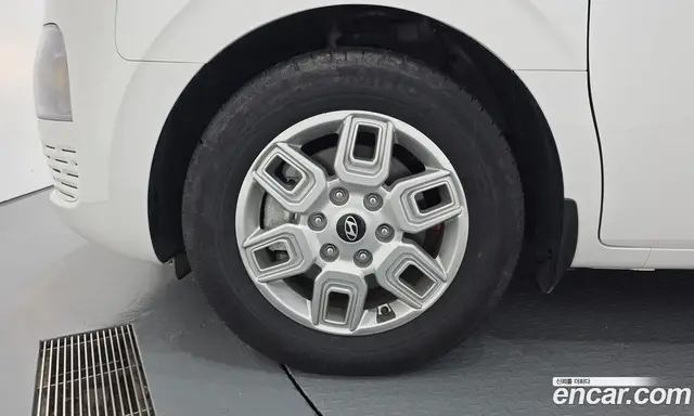 Hyundai Staria 2024 2.2 автомат (гидро), миниатюра 5
