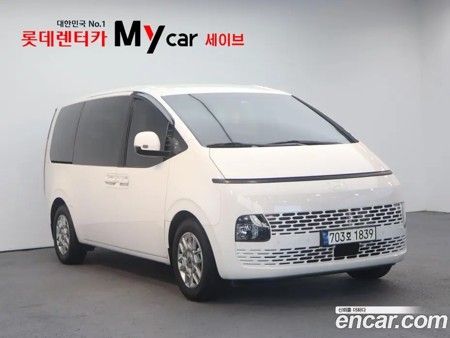 Hyundai Staria 2024 2.2 автомат (гидро), фото 3