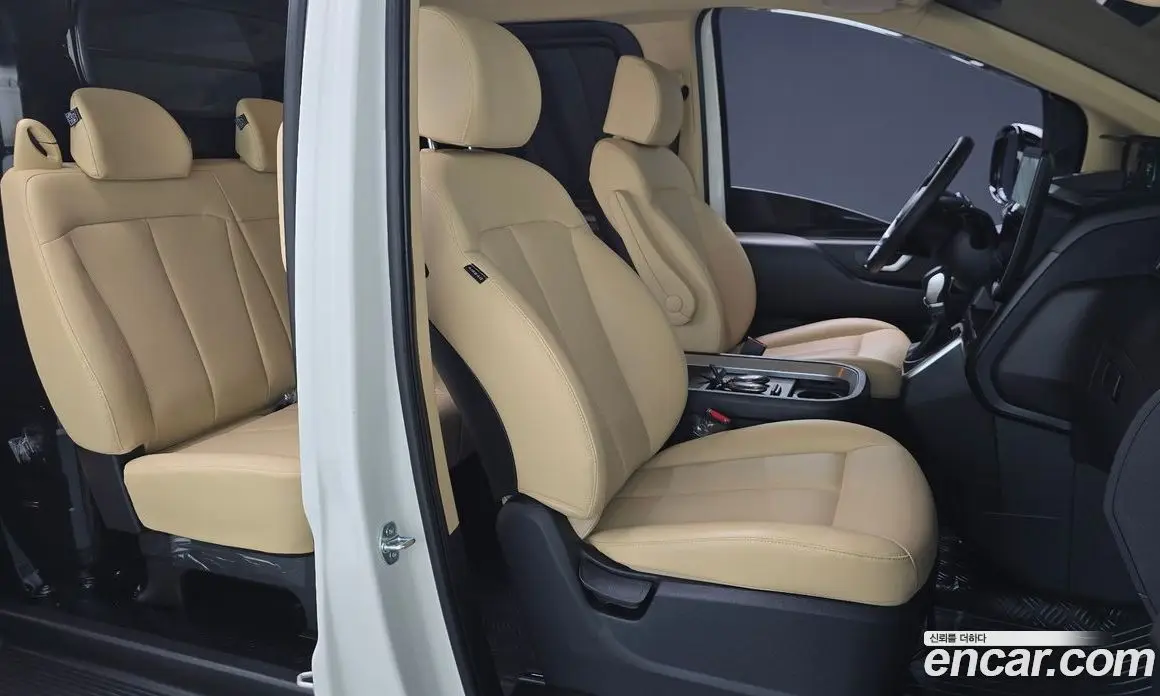 Hyundai Staria 2025 1.6 автомат (гидро), фото 15