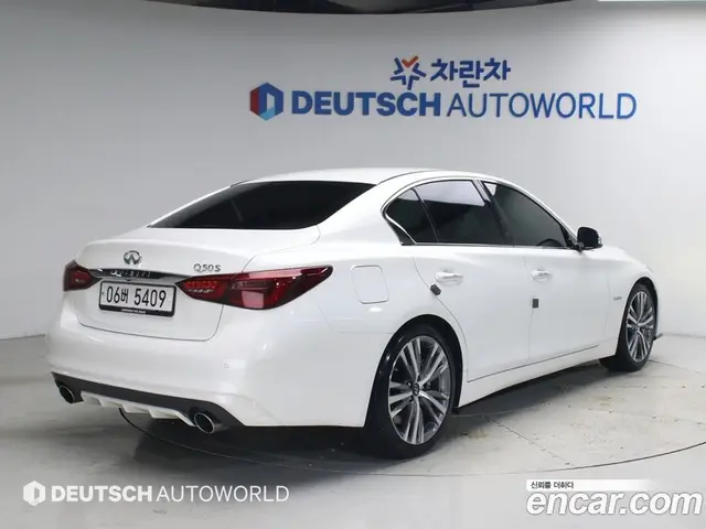 Infiniti Q50 2017 3.5 автомат (гидро), миниатюра 2
