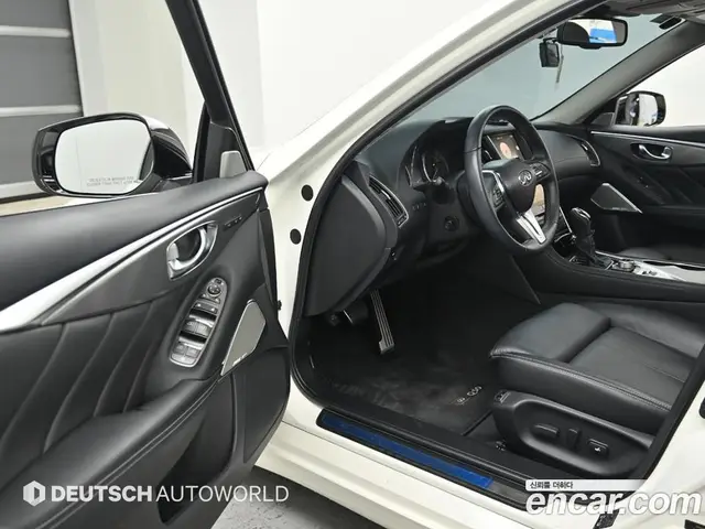 Infiniti Q50 2017 3.5 автомат (гидро), миниатюра 11