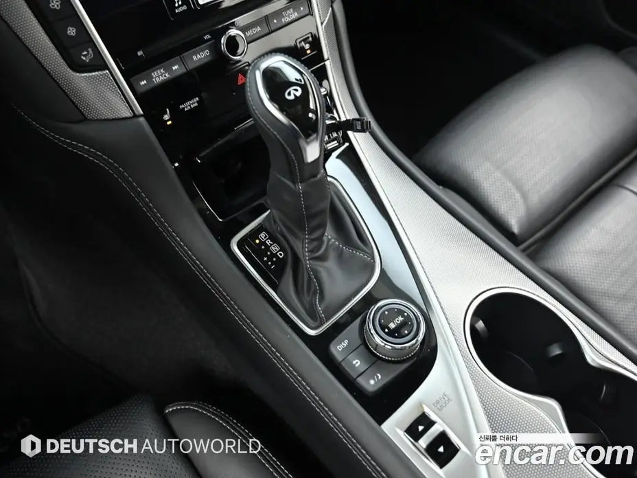 Infiniti Q50 2017 3.5 автомат (гидро), фото 9