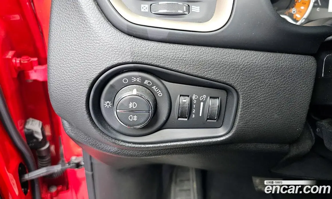 Jeep Renegade 2016 2.4 автомат (гидро), фото 19