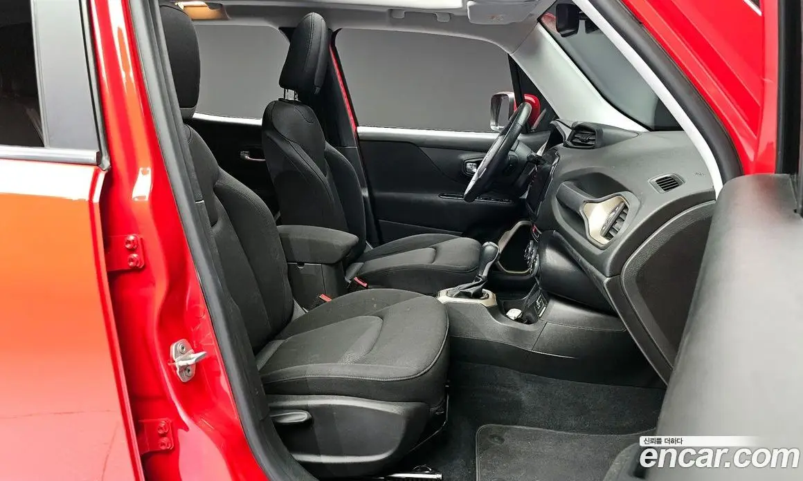 Jeep Renegade 2016 2.4 автомат (гидро), фото 10