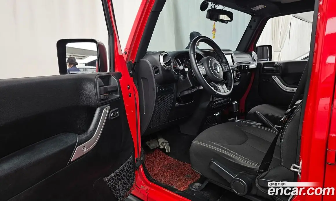 Jeep Wrangler 2017 3.6 автомат (гидро), фото 13