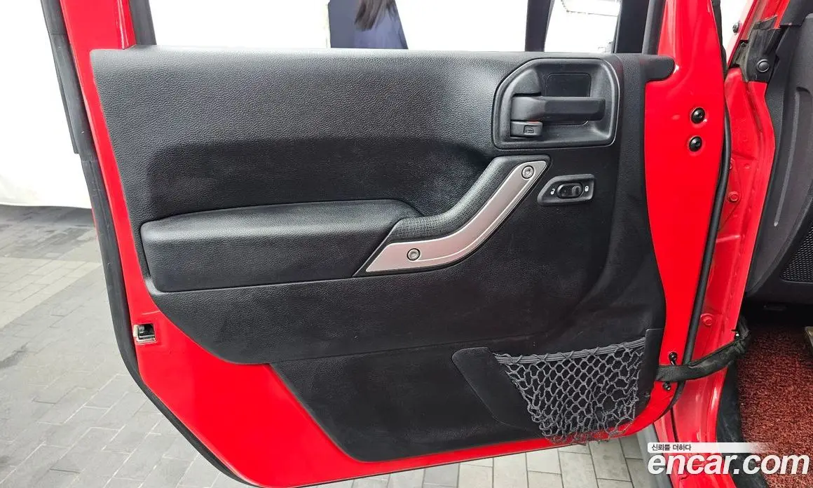Jeep Wrangler 2017 3.6 автомат (гидро), фото 14