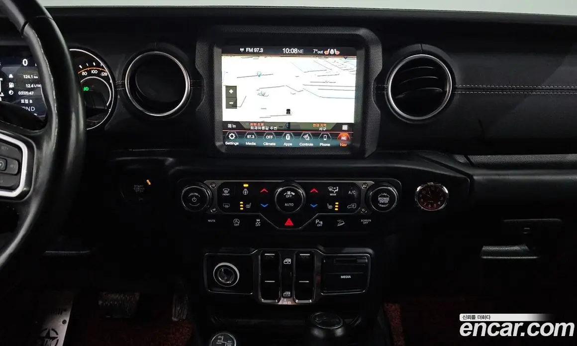Jeep Wrangler 2018 2.0 автомат (гидро), фото 15 Jeep Wrangler 2018 2.0 автомат (гидро), фото 15