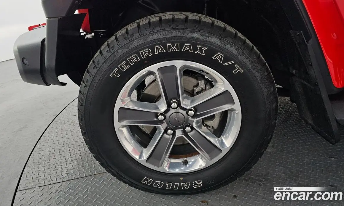 Jeep Wrangler 2018 2.0 автомат (гидро), фото 5 Jeep Wrangler 2018 2.0 автомат (гидро), фото 5